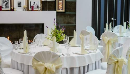 Причина появления мебельного чехла? 01