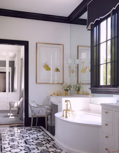 Семейная пара, создала дом, который отражает их характер и любовь к ярким цветам. 08