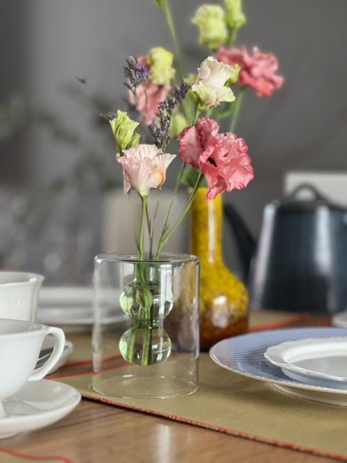 Сервировка стола - это неотъемлемая часть декорирования интерьера, которая позволяет создавать атмосферу и подчеркнуть стиль вашего дома. 01