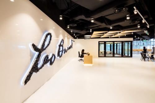 Офис компании Leo Burnett в Сингапуре! 01