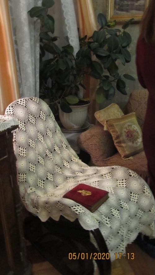 В квартире доходного дома. 03