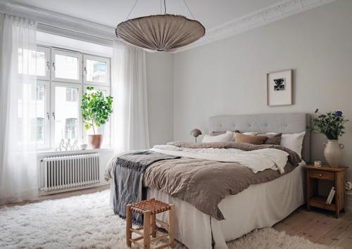 Светлая квартира в Гётеборге со свежими нотками в цветовой гамме. 01