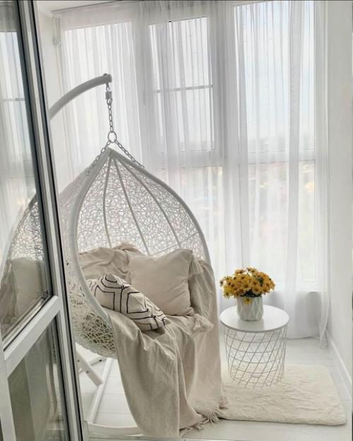 Интерьер квартиры.  Шикарное оформление, основным цветом был выбран белый. 05