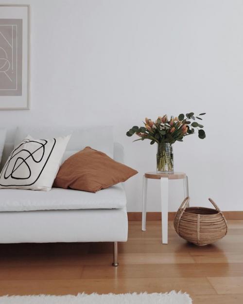 Деревянная мебель в интерьере дома в Лиссабон, Португалия. 02