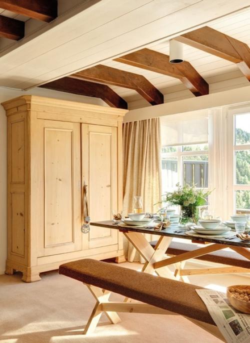 Новые хозяева дома пожелали из темного, мрачного сделать интерьер в светлых тонах. 02