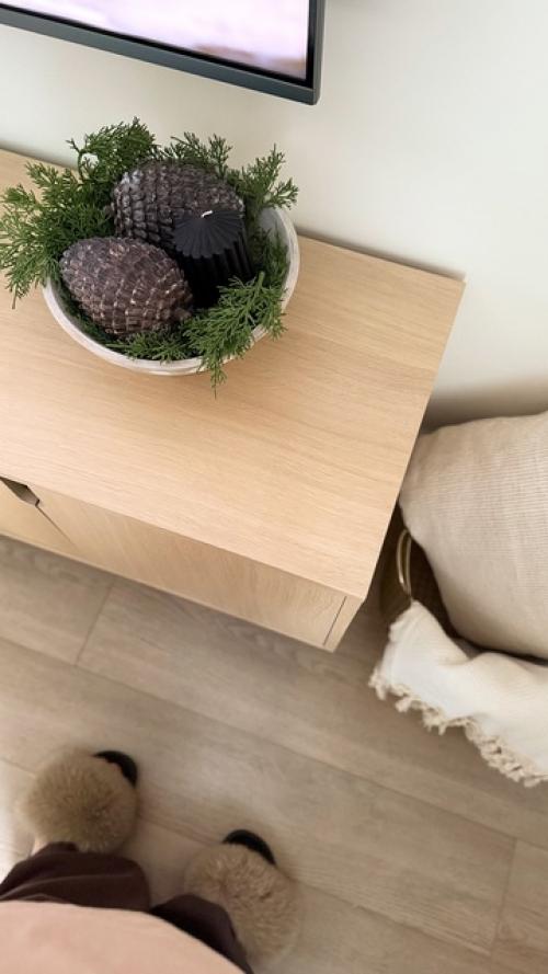 Новогодний декор покинул интерьер, но немножко зимы все же хочется оставить. 05