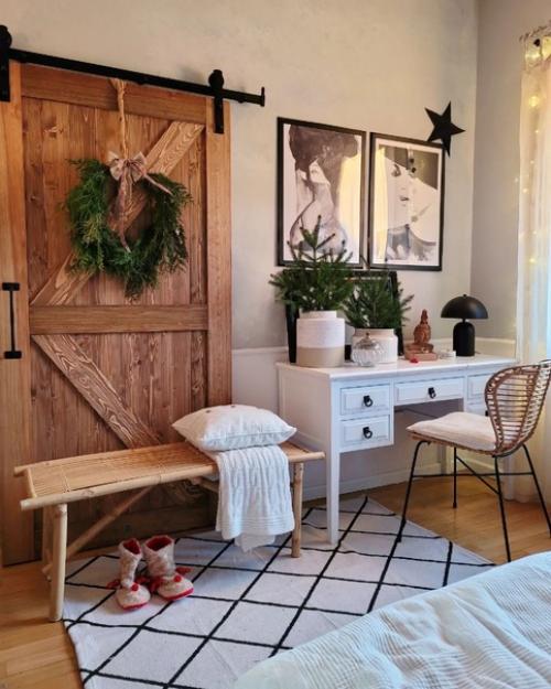 Думая о комфорте, человек мгновенно переносится на плюшевый диван или кровать, свернувшись калачиком с хорошей книгой или смотря любимый фильм. 01