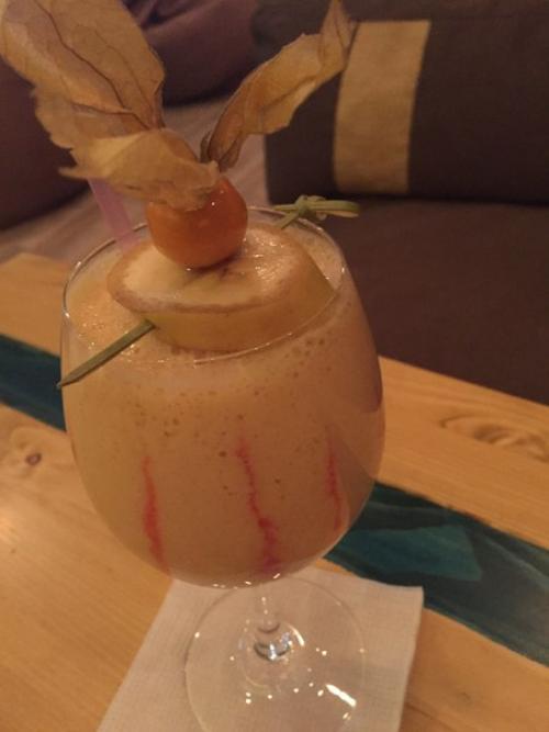 Были в новом заведении на остановке лебедя. 01