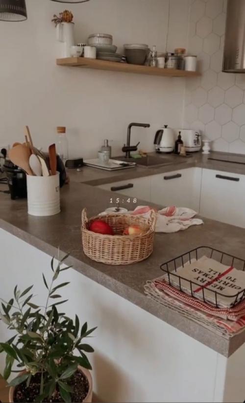 Светлый и лаконичный интерьер в скандинавской квартире Татьяны Никулиной из Кемерово. 02