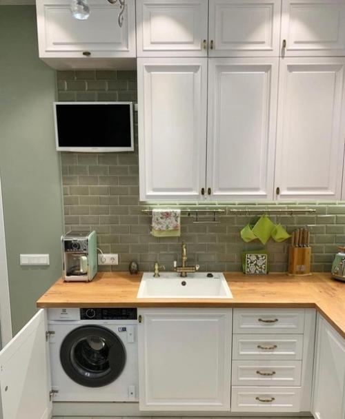 Студия 38, 32 кв. 06