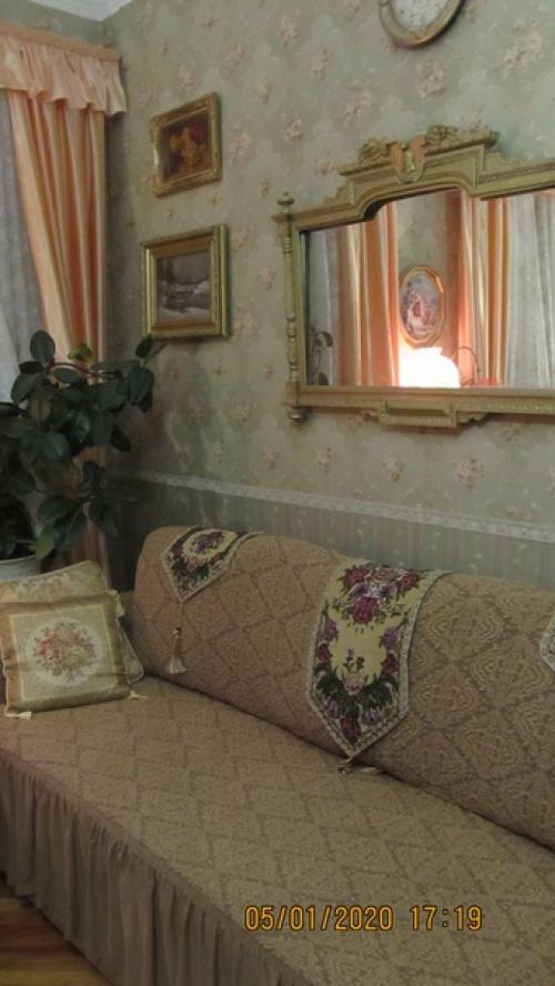 В квартире доходного дома. 04