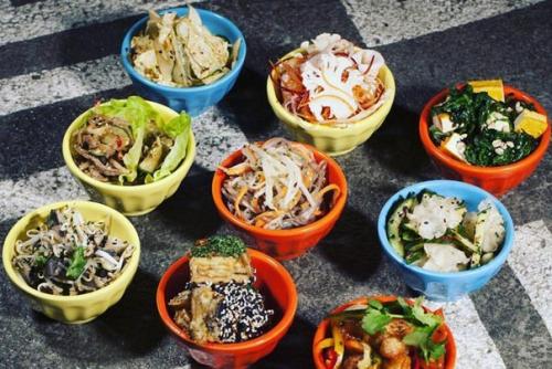 Места, где попробовать необычный азиатский фастфуд в Петербурге. 03