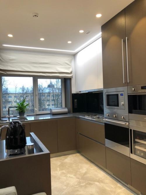 Дизайн кухни - гостиной реализованного объекта от мастерской интерьера и архитектуры Arthouse. 01