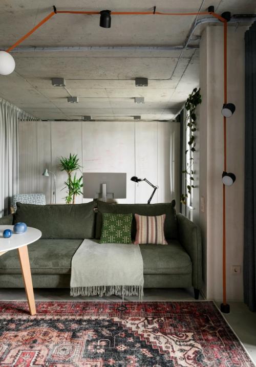 Яркая квартира в Академгородке для молодого мужчины 48 кв. 06