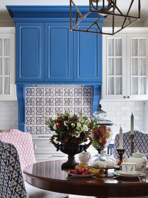 Элегантный интерьер, наполненный оттенками и принтами. 04