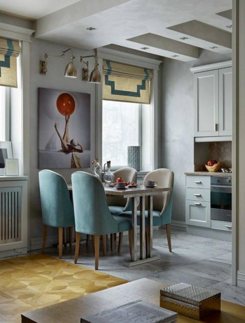 Просторная трёхкомнатная квартира в старом фонде для семьи с ребёнком.

