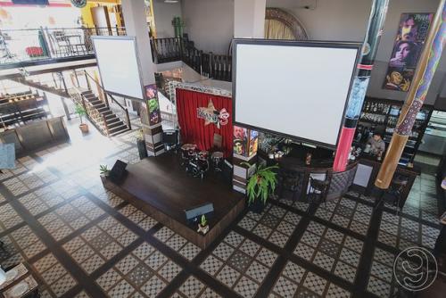 Интересные места района: ресторан Frank's. 02