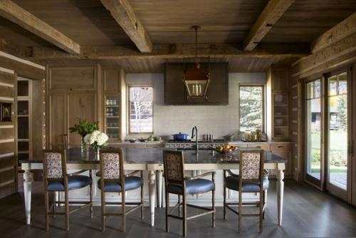 Дом от известного дизайнера интерьеров в стиле шале. 08