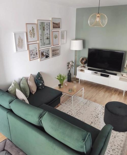 Зеленый диван в интерьере. 06