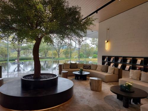 Тренды в дизайне интерьера 2025. 03