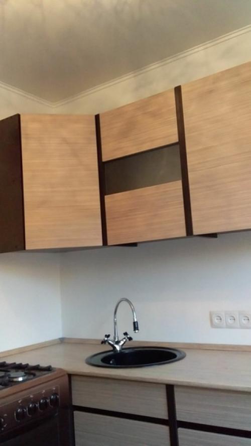 Кухня 5. 6 кв м. 02