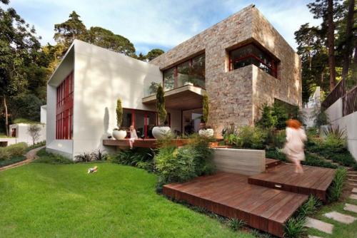 Дом с галереей в тропическом лесу Гватемалы. 04