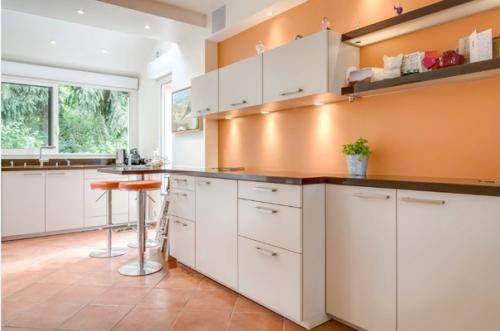 Считается, что персиковый цвет - символ гостеприимности. 01