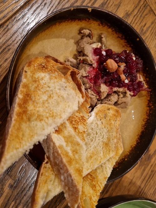 Моязима. Вот и побывали мы в ресторане Итальянцы в Тбилиси вместо прогулки по новогоднему нижнему. 04