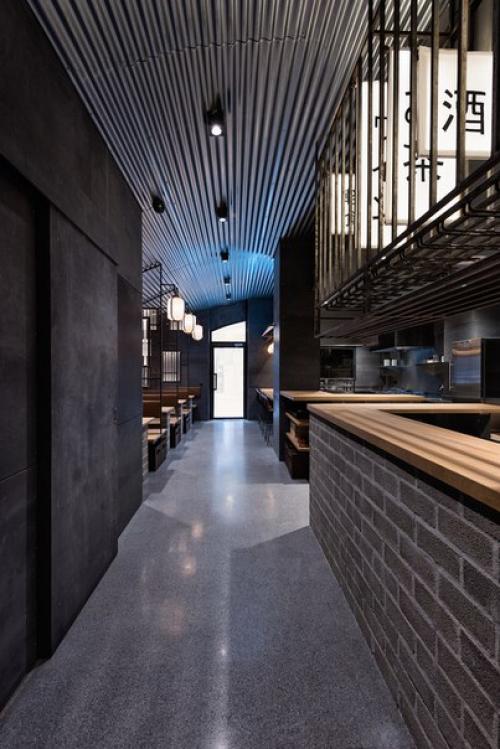 Испанская студия Masquespacio спроектировали бар японской кухни Hikari Yakitori в Валенсии. 05