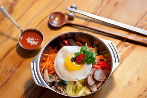 Места, где попробовать необычный азиатский фастфуд в Петербурге. 04