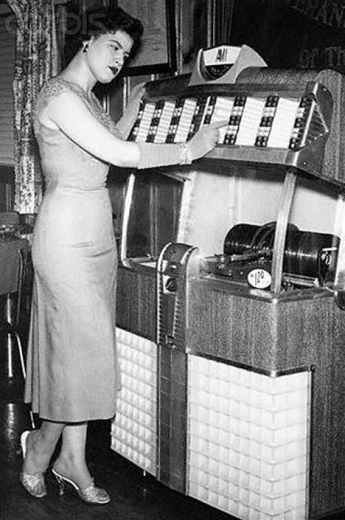 Juke Joint. Juke BOX. 03 Juke Joint. Juke BOX. 03