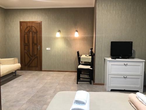 Обновленный номер!  4-Местный номер с удобствами. 03