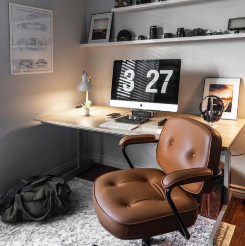 Рабочее место дома - необходимое пространство практически в каждой квартире. 04