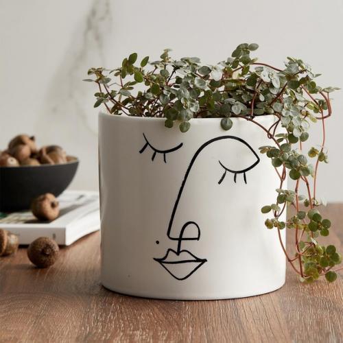 Вы помните головы Барби или кукол, которым вы укладывали волосы? 01