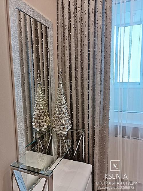 Формула удачных штор в современных интерьерах - лаконичность модели в совокупности с красивой тканью и грамотным пошивом. 03