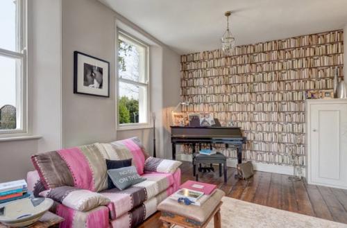 10 модных идей обоев для гостиной от наших дизайнеров? 06