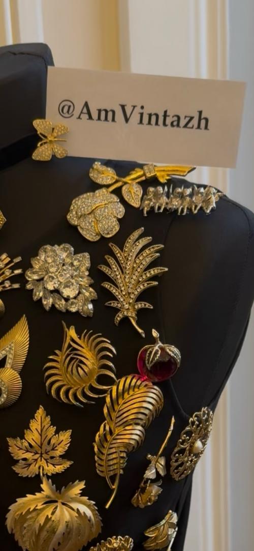 Редкое событие в Петербурге - маркет Светский Винтаж в роскошном особняке купцов Елисеевых. 03