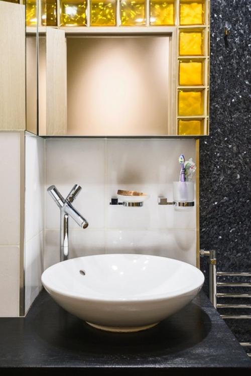 Яркая студия с видом на канал Грибоедова (Петербург) ч. 3. 08