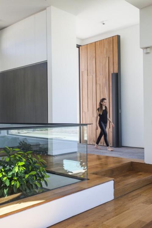 Дом на берегу реки в Аргентине. 04