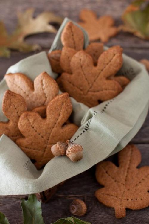 Дело не в дороге, которую мы выбираем; то, что внутри нас, заставляет нас выбирать дорогу. 03