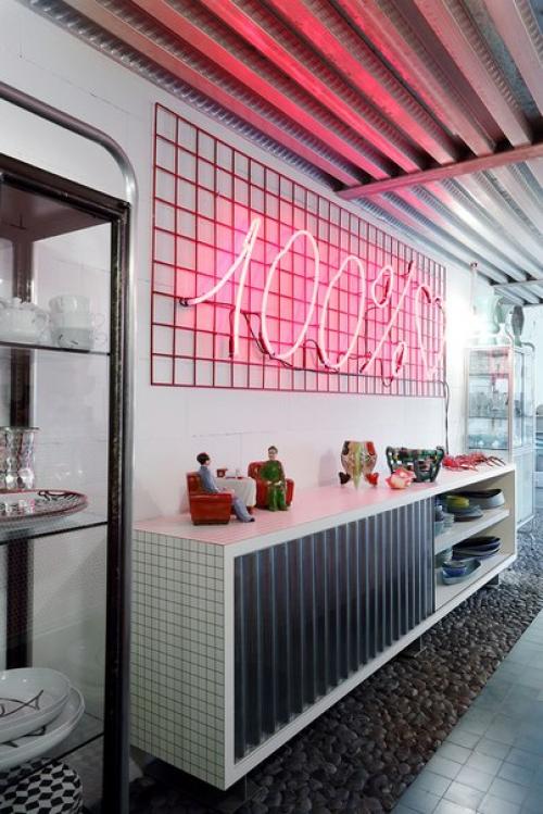 У хозяйки этой миланской квартиры, дизайнера паолы навоне, особенный взгляд на мир. 06 У хозяйки этой миланской квартиры, дизайнера паолы навоне, особенный взгляд на мир. 06