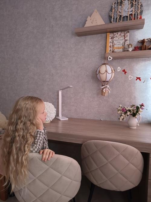 Оригинальный сюрприз, украшение интерьера детской или взрослой комнаты - подвесной аэростат в миниатюре можно использовать как декор или подарок. 01