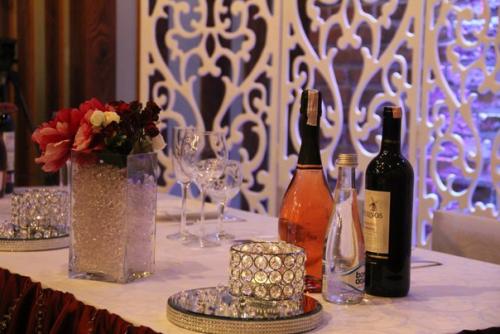 Уютный паб - ресторан приглашает настоящих гурманов для проведения торжеств (юбилеев, свадеб, банкетов, корпоративов, вечеринок. 06