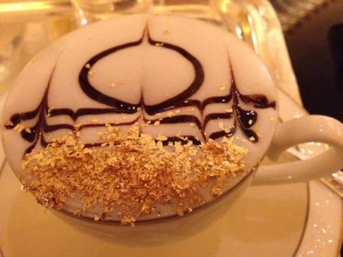 Самый дорогой отель мира - Emirates Palace в Абу - даби. 04