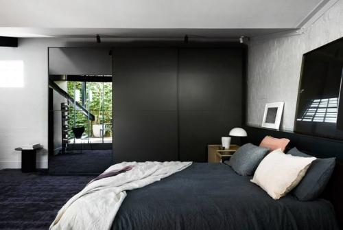 Декор дома в тёмных тонах в Австралии. 06