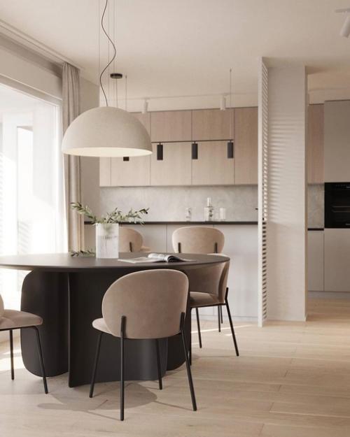 Во времена Ссср, заботясь о хозяйках, Хрущев предусмотрел при проектировании знаменитых Хрущевок маленькие кухни, от 5 квадратных метров. 05