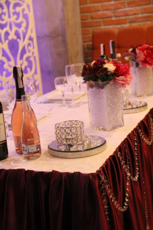 Уютный паб - ресторан приглашает настоящих гурманов для проведения торжеств (юбилеев, свадеб, банкетов, корпоративов, вечеринок. 03