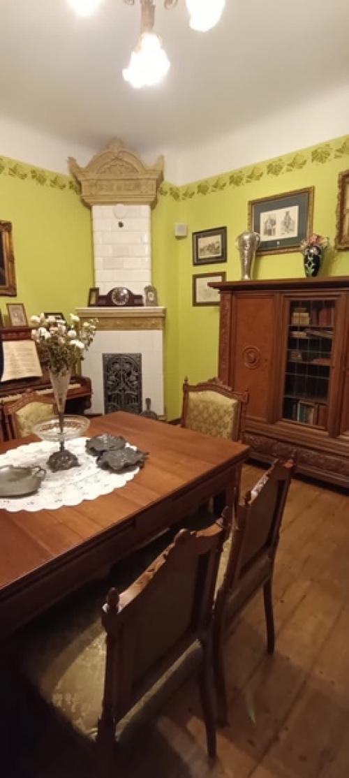 Чтобы проникнуться прусским духом, мы отправились на улицу красную, бывшую шрётер штрассе. 04