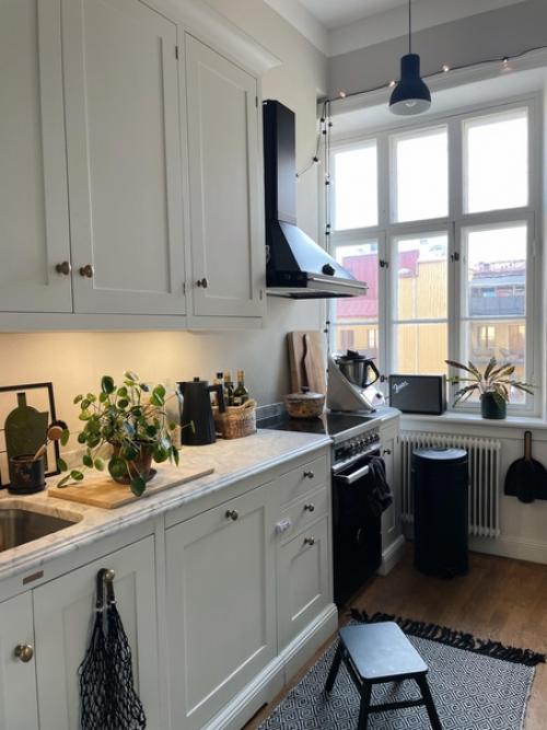 Красивая и уютная квартира в Гетеборге удивительно. 01