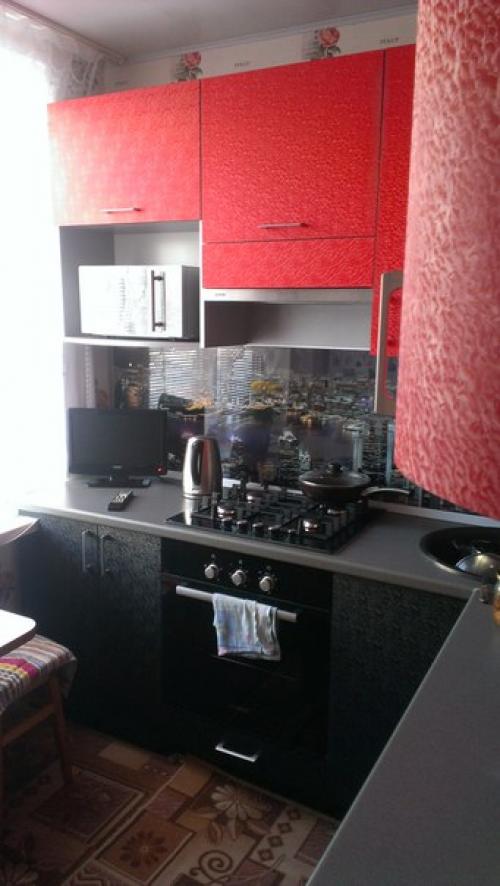 Наступила осень и все возвращаются с дач и обратно в квартиры. 06